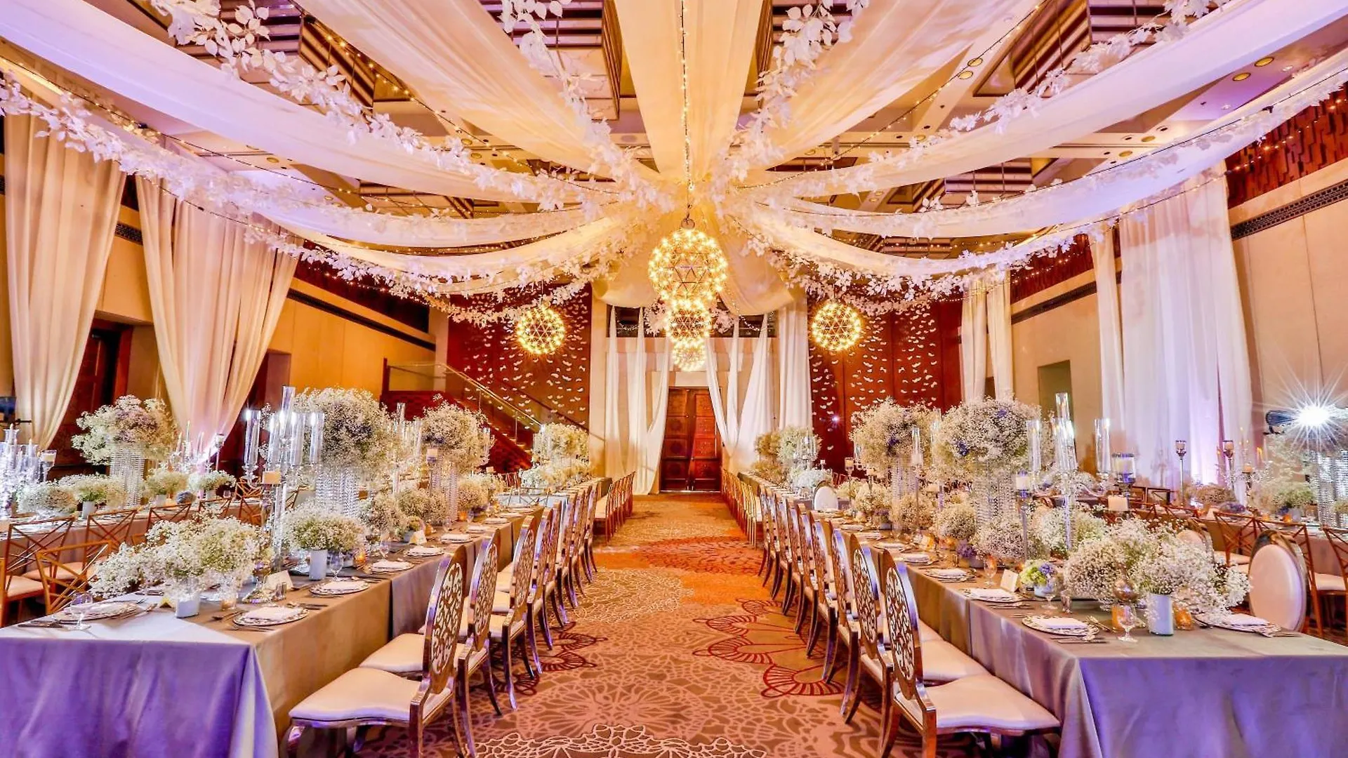 Manila Marriott Hotel At Newport World Resorts Пасай