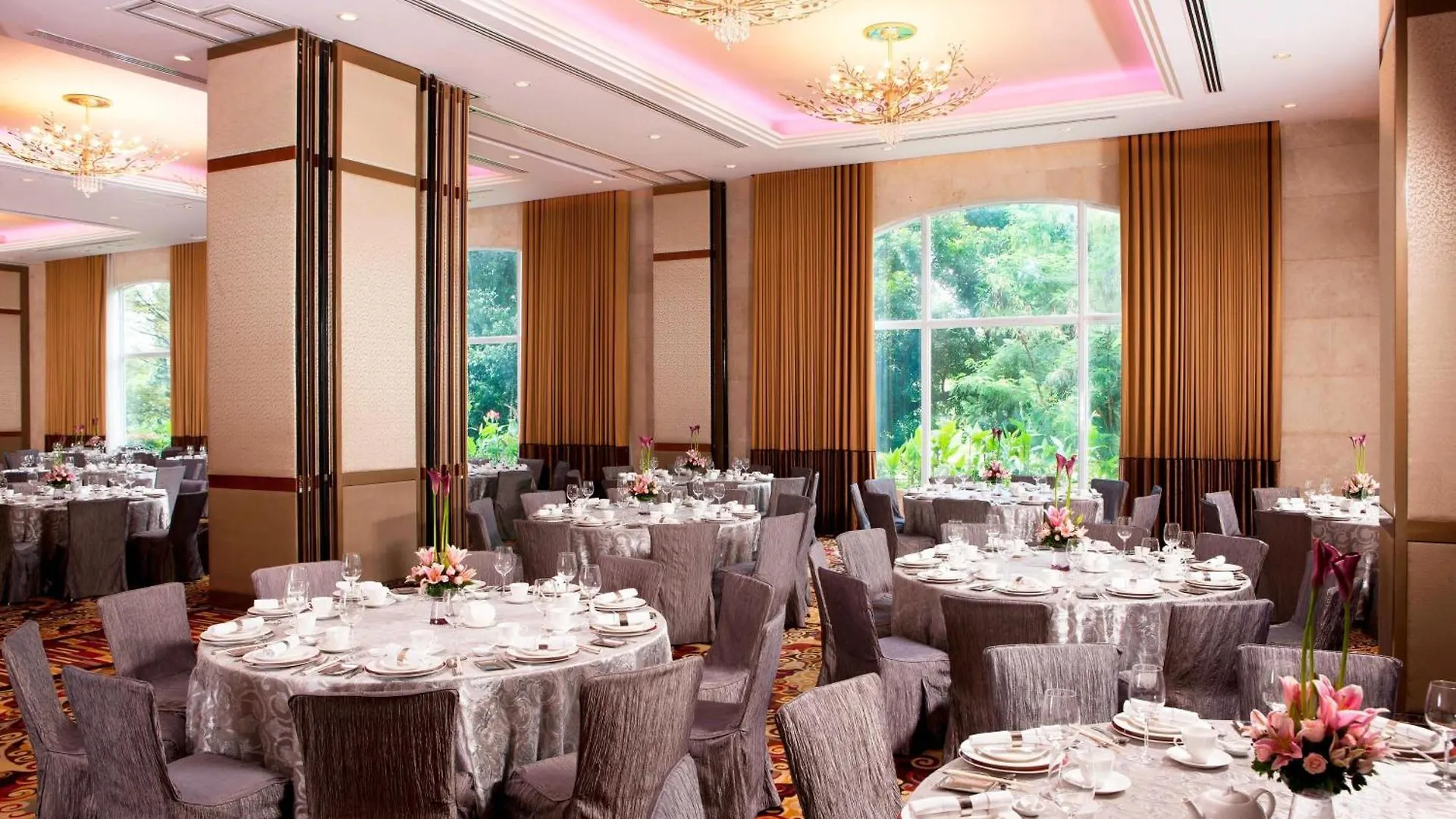 Manila Marriott Hotel At Newport World Resorts Пасай Филиппины