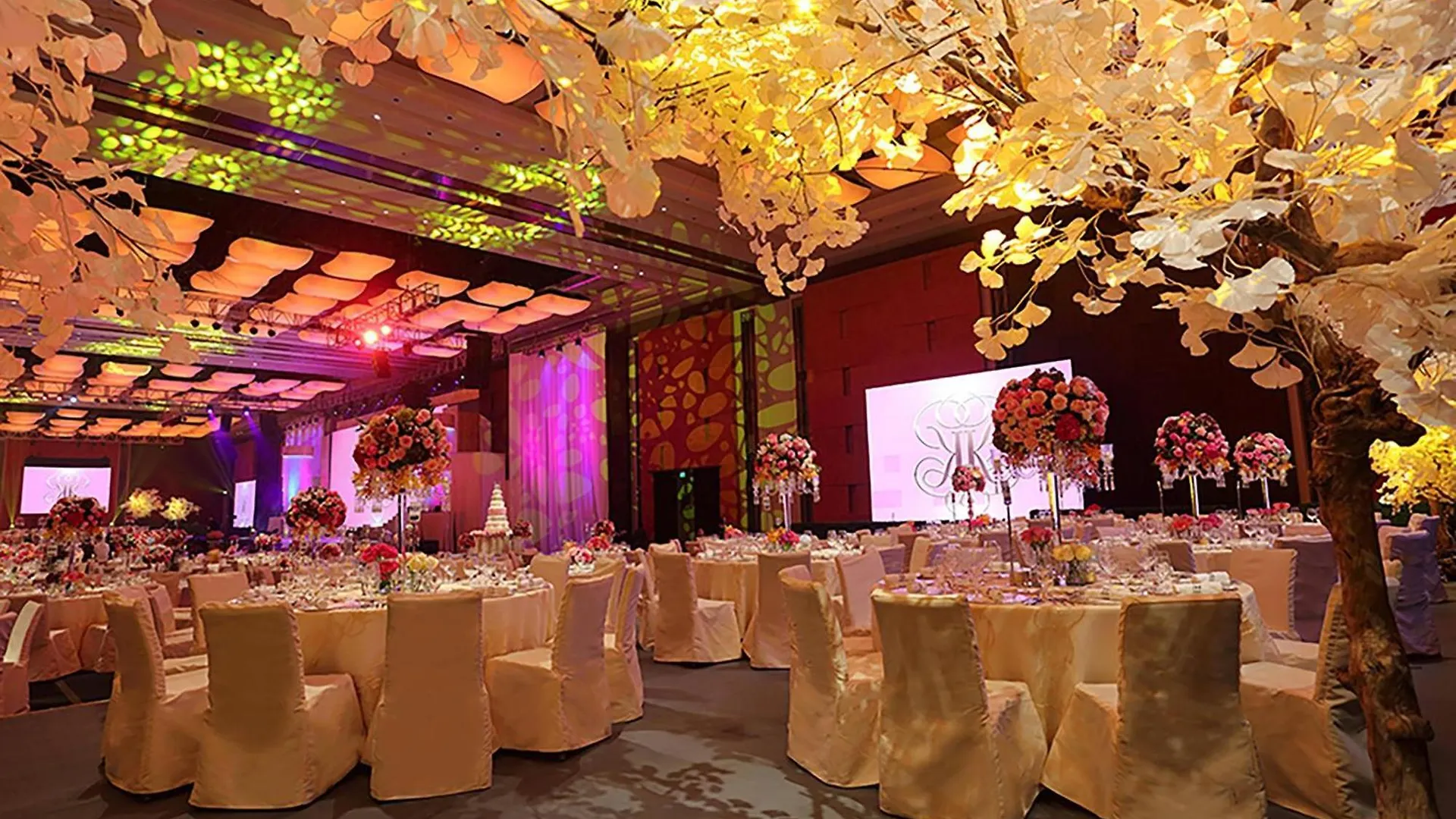 *****  Manila Marriott Hotel At Newport World Resorts Пасай Филиппины