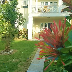  Apartment Shades Barbados